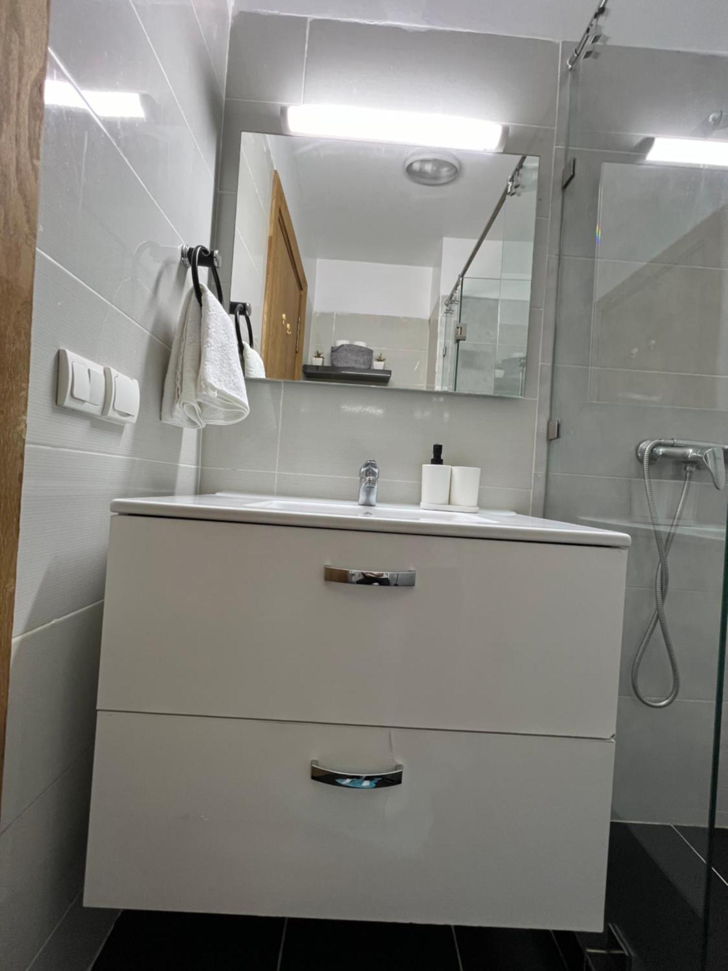 Appartement Pied Dans L'Eau Avec Piscine 아우리르 외부 사진